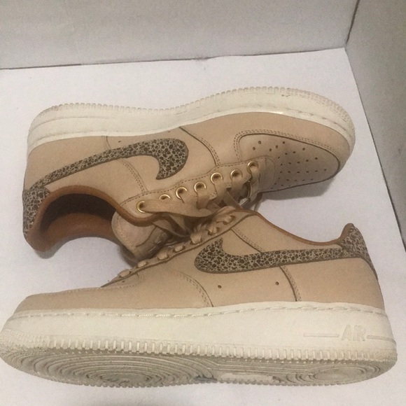 Nike Air Force 1 (AF-1)82. Men size 7. - Picture 5 of 13